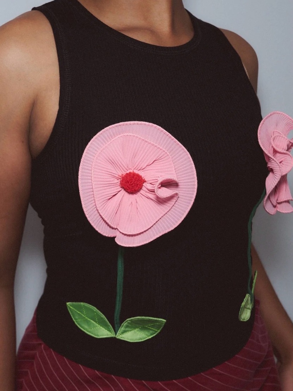 Fashion Brand Company Ribbed Tank Top with Pink Flower Appliqué - Black Size L